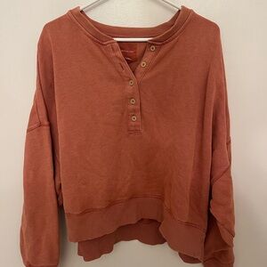 American Eagle Oversized Long Sleeve/Sweater
